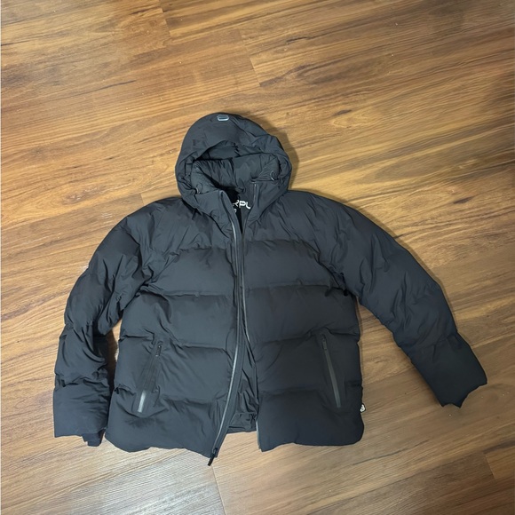 Aritzia Super Puff Men’s Black Puffer Jacket XL - Picture 1 of 3